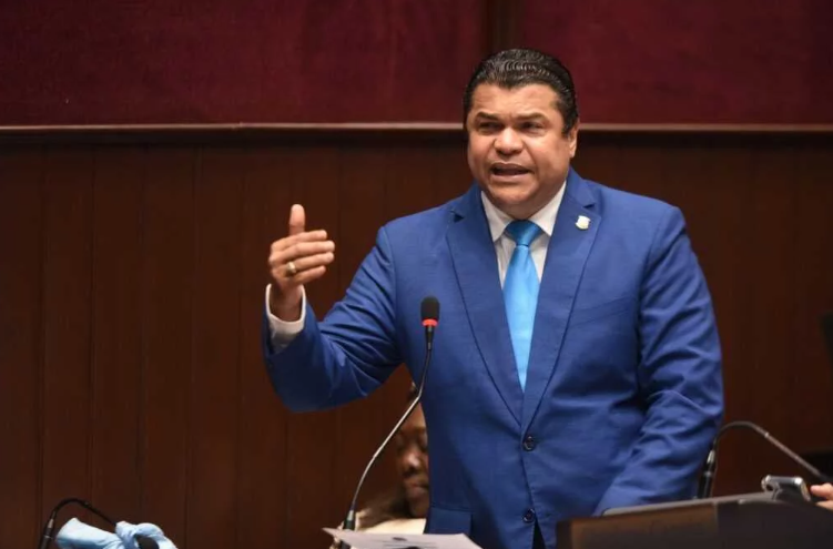 Crespo afirma: 'La Población está harta del PRM y espera 2028 para sacar al Gobierno'
